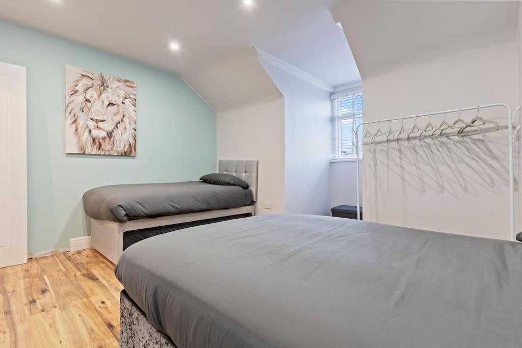 Bella'S House 12Mins Bus To Motor Point Arena Free Street Parking Villa Nottingham Exterior photo