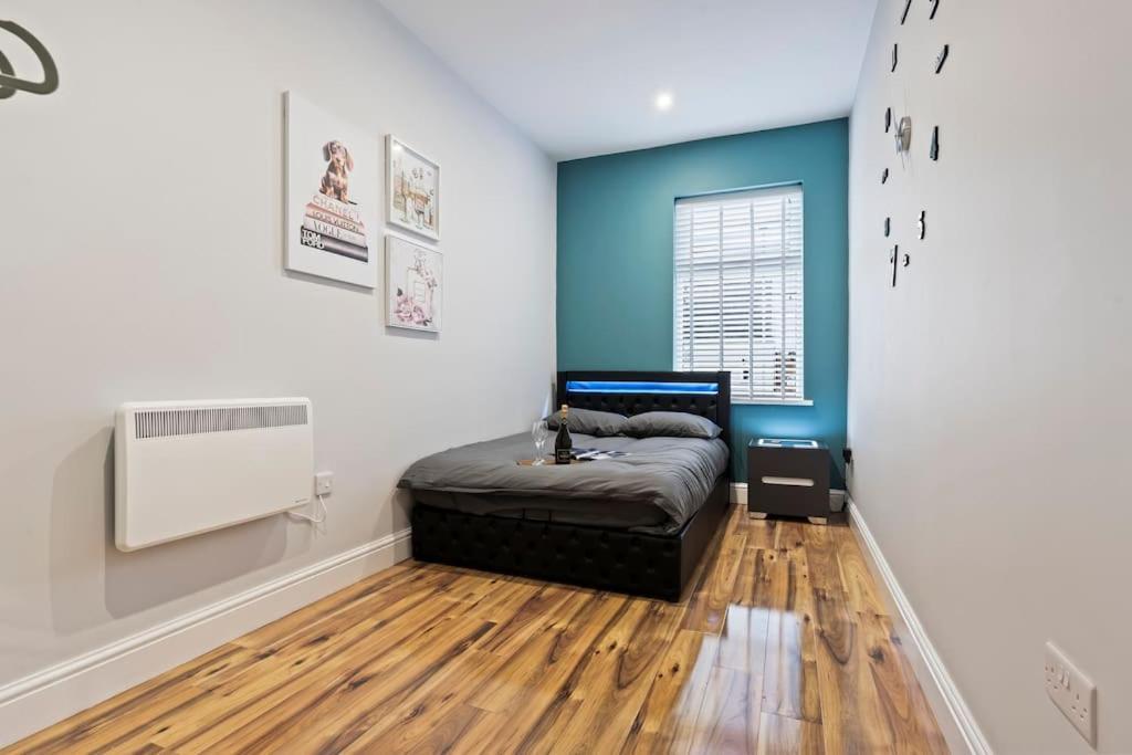 Bella'S House 12Mins Bus To Motor Point Arena Free Street Parking Villa Nottingham Exterior photo