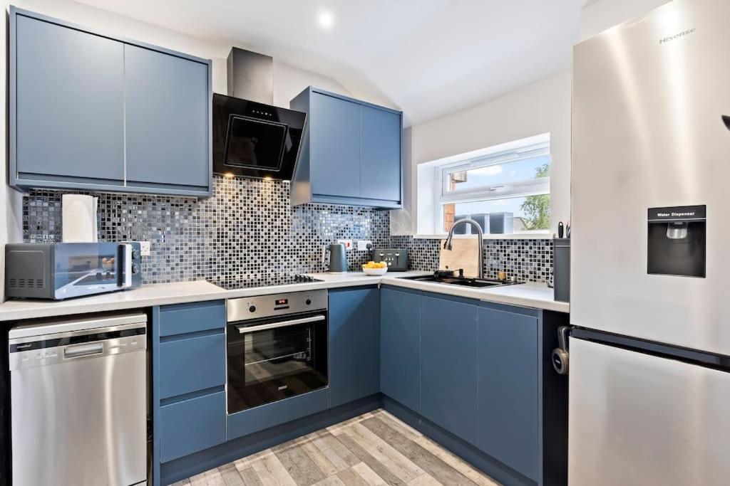 Bella'S House 12Mins Bus To Motor Point Arena Free Street Parking Villa Nottingham Exterior photo